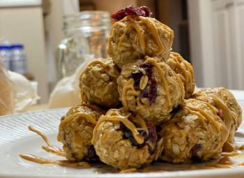 Clackamas Kids in the Kitchen sixth-grader, Ren Suo, took this photograph of her Food Hero Cranberry Oatmeal Balls.